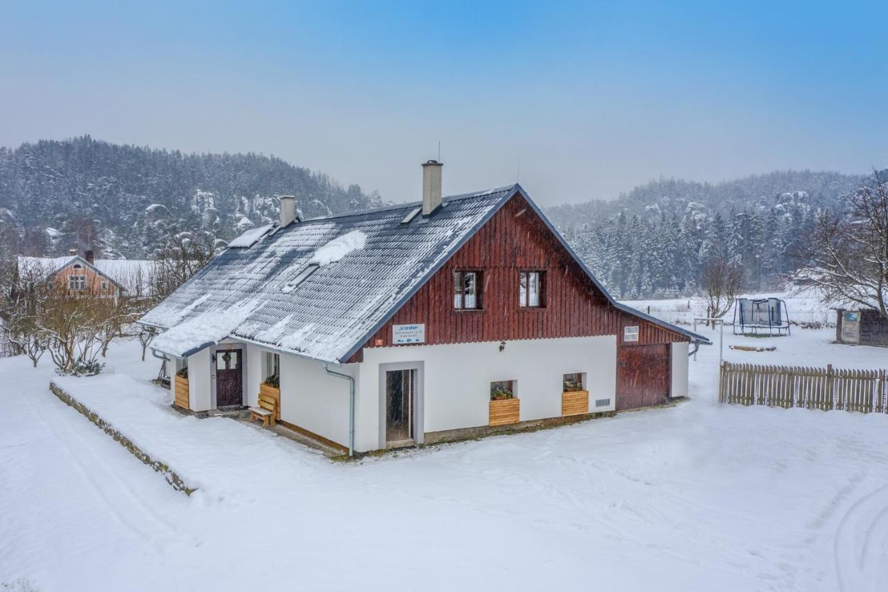 Hotel U Ozveny Dolni Adrspach Exterior foto